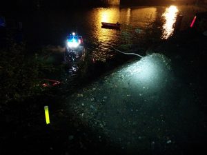 Firefighters can mark out passages during flood rescue operations