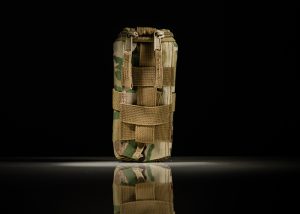 Cyalume pouch with MOLLE fastener